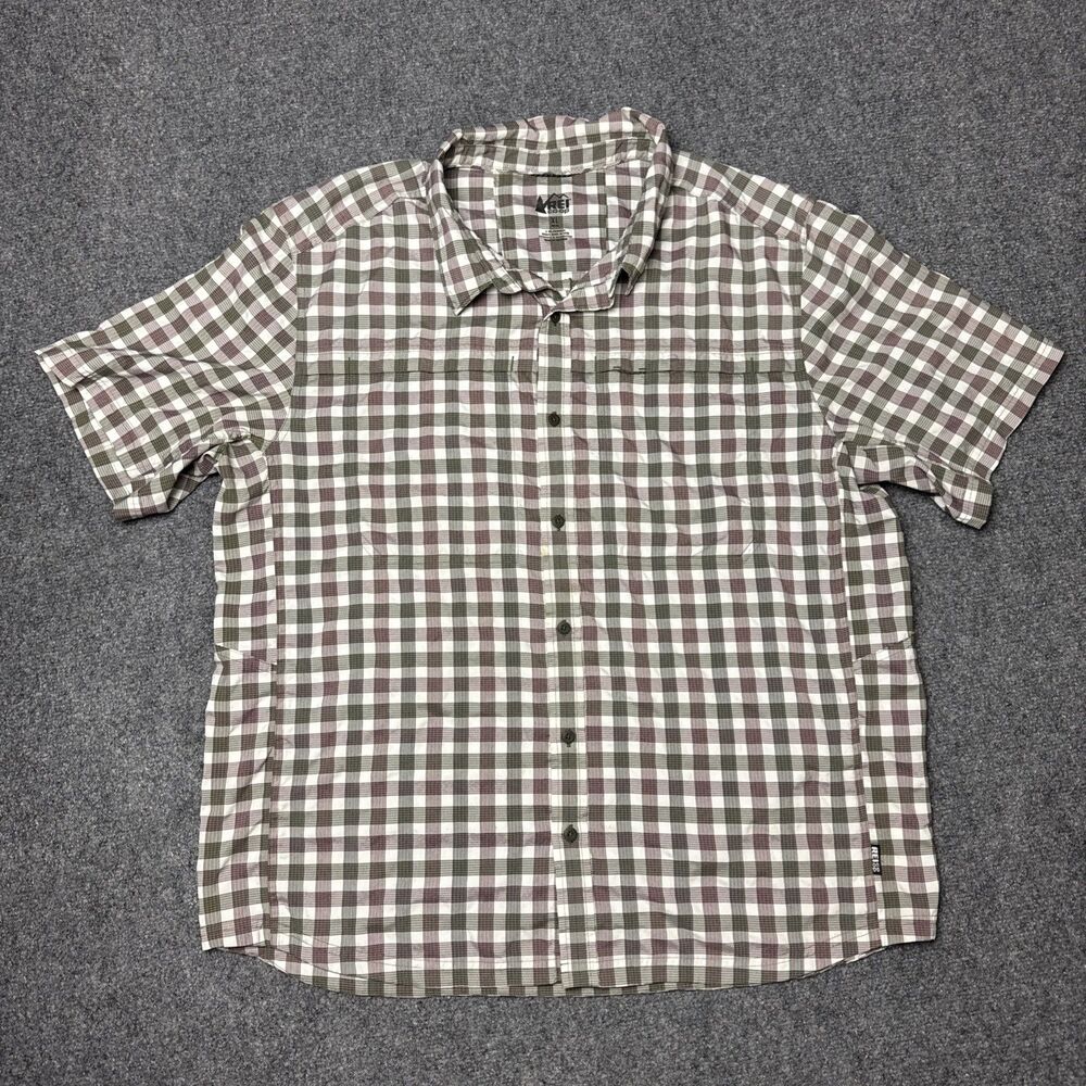 REI  Co Op Men’s XL Short Sleeve Shirt Fishing Outdoors Burgundy Gray Vented - Picture 2 of 7